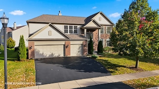 1329 Turnberry Ln, Mundelein, IL 60060