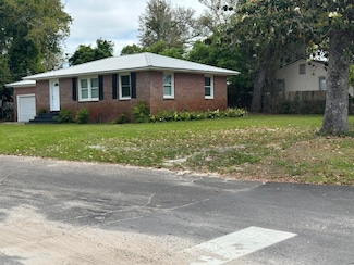 102 N Cove Ave, Panama City, FL 32401