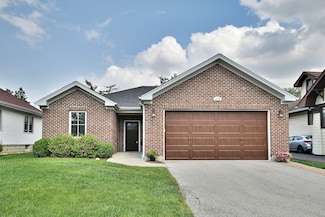 315 N Ridgeland Ave, Elmhurst, IL 60126