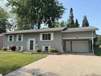 1411 North Dr, Mount Pleasant, MI 48858