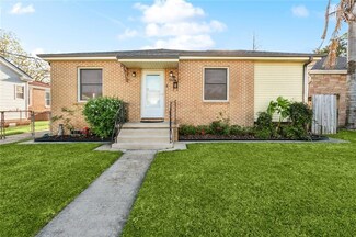 543 Honore Dr, New Orleans, LA 70121