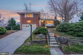 412 Underhill Place, Alexandria, VA 22305