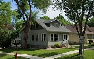 426 W 6th St, Mankato, MN 56001