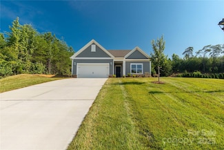 10180 Lakeshore Dr, Lancaster, SC 29720