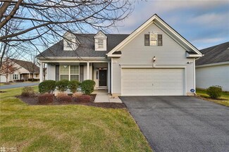 1846 Alexander Dr, Macungie, PA 18062