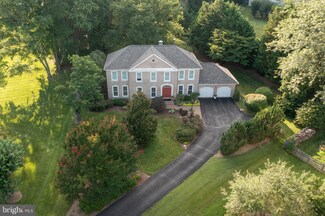 9702 Rambling Ridge Ct, Fairfax Station, VA 22039