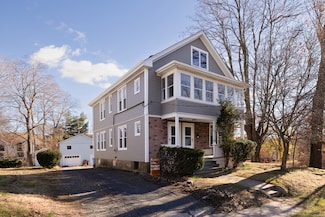 309 Queen St, Bristol, CT 06010