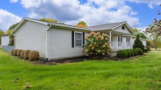 11038 W County Line Rd, Dillsboro, IN 47018