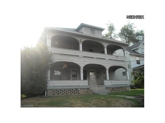 523 Clarendon Ave NW, Canton, OH 44708