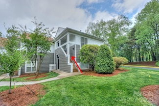 765 Southwest Dr Unit 15, Davidson, NC 28036
