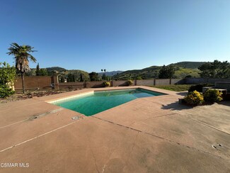 26004 Adamor Rd, Calabasas, CA 91302