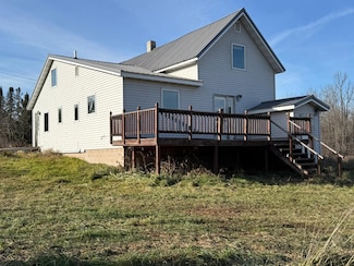 28549 River Dr, Mass City, MI 49948