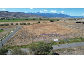 0 17th St Unit 1, Baker City, OR 97814
