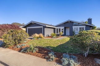 1557 Mizzen Ln, Half Moon Bay, CA 94019