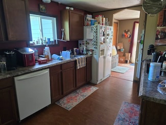 1312 Logan Ave, Gregory, SD 57533