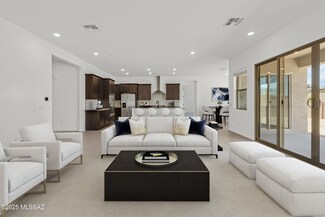 12863 E Tortoise Pointe Dr, Vail, AZ 85641