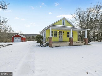 571 Suedberg Rd, Pine Grove, PA 17963