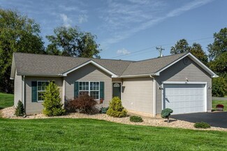 280 Windsong Hills Dr, Elkton, VA 22827