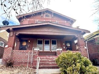 4818 Penrose St, Saint Louis, MO 63115