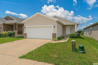 3 Megan Ct, Bloomington, IL 61705