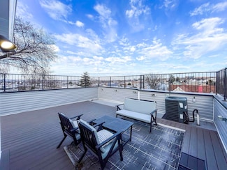 285 Lembeck Ave Unit L, Jersey City, NJ 07305