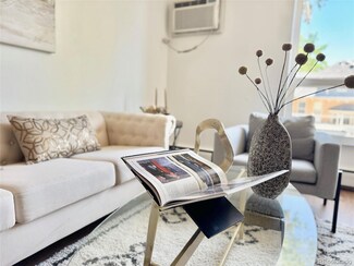 1050 N Lafayette St Unit 408, Denver, CO 80218