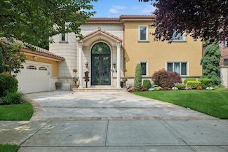 64-58 215th St, Flushing, NY 11364