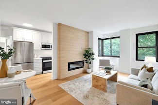 1010 25th St NW Unit 405, Washington, DC 20037