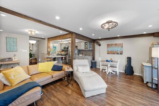 4012 Ridglea Country Club Dr Unit 402, Fort Worth, TX 76126
