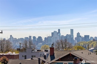 4815 Evanston Ave N Unit B, Seattle, WA 98103