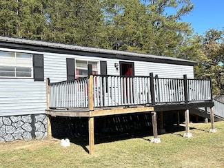 3825 Skippers Lodge Rd, Cross Hill, SC 29332