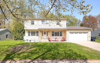 120 Lakewood Pkwy, Burlington, VT 05408