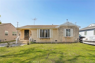 6049 Blackthorne Ave, Lakewood, CA 90712