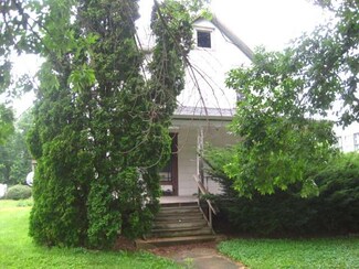 10 Emily St, Mount Morris, IL 61054