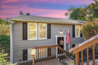 2 Prospect St, High Bridge, NJ 08829