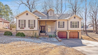 2400 Rebecca Dr, Paragould, AR 72450