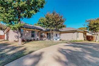 2406 Greenwood Dr, Grand Prairie, TX 75050