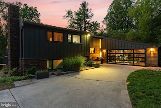 4304 Starview Ct, Glen Arm, MD 21057
