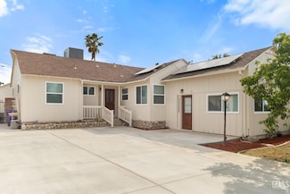 925 Yale Ave, Bakersfield, CA 93305