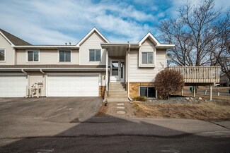 9189 Upland Ln N, Maple Grove, MN 55369