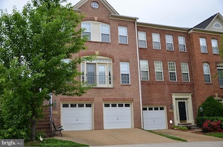 13620 Red Squirrel Way, Herndon, VA 20171