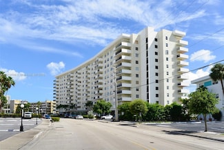 401 Golden Isles Dr Unit 613, Hallandale Beach, FL 33009