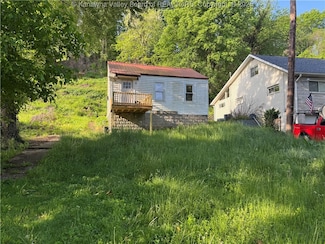 3211 Georges Dr, Saint Albans, WV 25177
