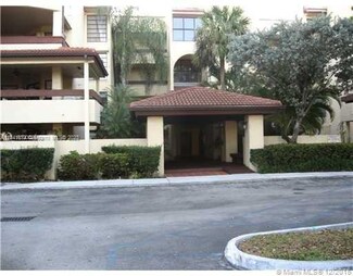 8800 SW 123rd Ct Unit J303, Miami, FL 33186