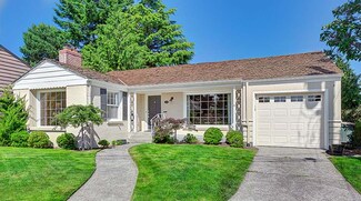 3610 W Viewmont Way W, Seattle, WA 98199