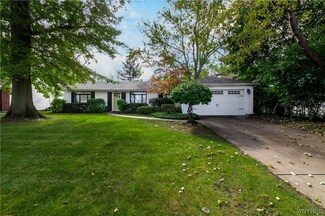 37 Campus Dr W, Buffalo, NY 14226