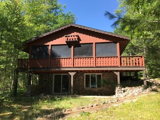 2050 Hanser Ln, Lac Du Flambeau, WI 54538