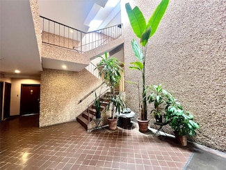 530 Hudson Ave Unit A4, Cedarhurst, NY 11516