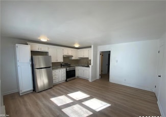 1361 E Ocean View Ave Unit 7, Norfolk, VA 23503