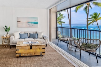 2987 Kalakaua Ave Unit 604, Honolulu, HI 96815